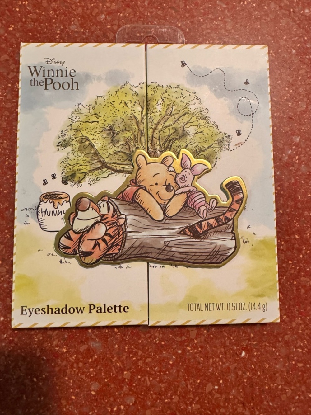 Winnie the Pooh eye shadow palette book with side mirrors NEW